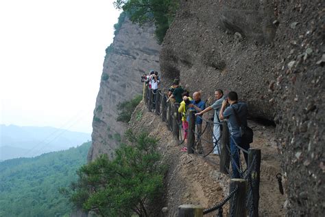 劍門關景區遊玩多久_「劍門關景區遊玩多久與其周遭的自然環境有何微妙的互動」